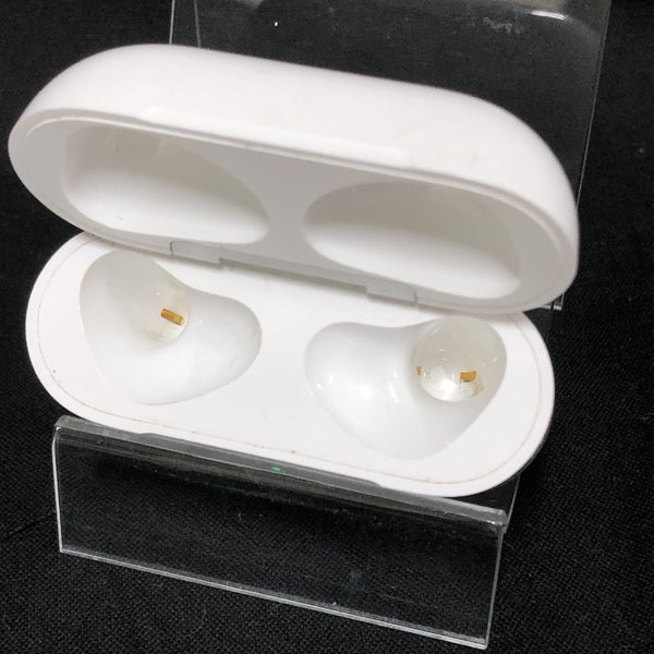 Apple 【中古】AirPods 充電ケース (第3世代)【秋葉原】 – e