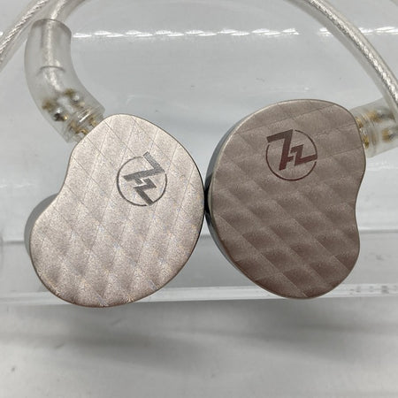 7HZ 【中古】FIVE【秋葉原】 – e☆イヤホン