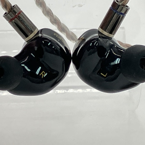 【中古】PERFORMER 8(4.4ｍｍモデル)【秋葉原】