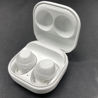 【中古】Galaxy Buds FE ホワイト 【SM-R400NZWAXJP】【秋葉原】