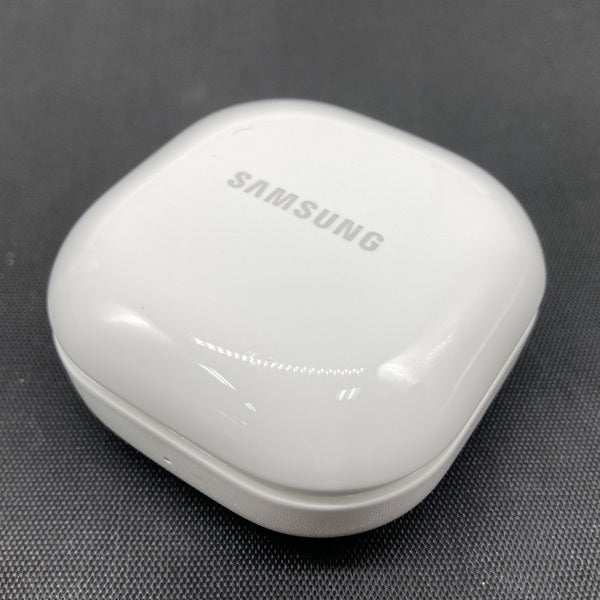 【中古】Galaxy Buds FE ホワイト 【SM-R400NZWAXJP】【秋葉原】