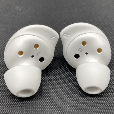 【中古】Galaxy Buds FE ホワイト 【SM-R400NZWAXJP】【秋葉原】