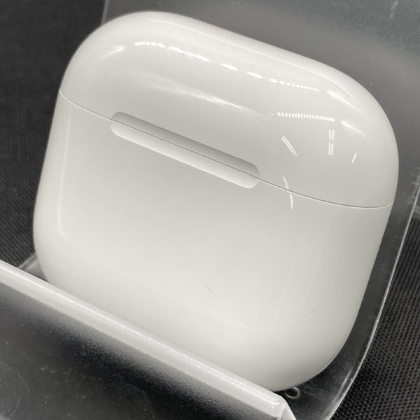 【中古】AirPods 4 （ANC）ワイヤレス充電ケース【秋葉原】