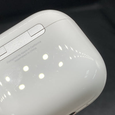 【中古】AirPods 4 （ANC）ワイヤレス充電ケース【秋葉原】