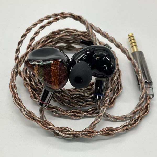 【中古】PERFORMER 8【秋葉原】