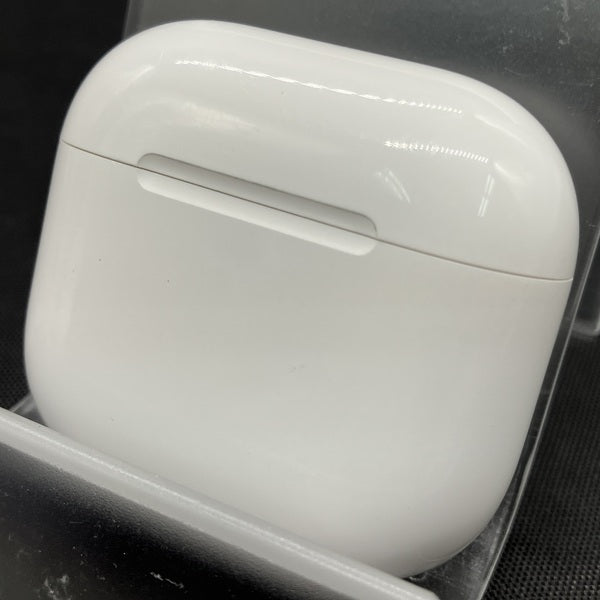 【中古】AirPods 4 MXP93J/A（アクティブノイズキャンセリング搭載）【日本橋】