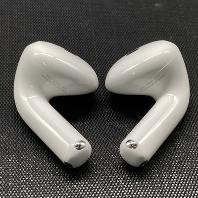 【中古】AirPods 4 MXP93J/A（アクティブノイズキャンセリング搭載）【日本橋】