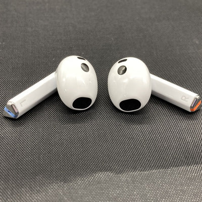 【中古】Galaxy Buds3 ホワイト 【SM-R530NZWAXJP】【秋葉原】