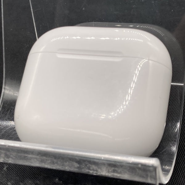 AirPods4 ANC付き　中古 Apple AirPods4 （ANC付きモデル）
