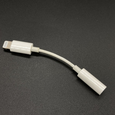 【中古】Lightning - 3.5 mmヘッドフォンジャックアダプタ【秋葉原】