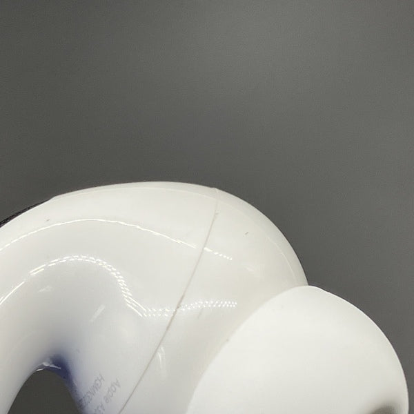 【中古】MagSafe充電ケース(USB-C)付きAirPods Pro(第2世代) MTJV3JA【名古屋】