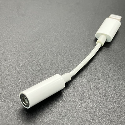 【中古】Lightning - 3.5 mmヘッドフォンジャックアダプタ【秋葉原】