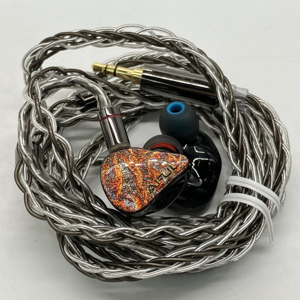 【中古】PERFORMER 5【秋葉原】