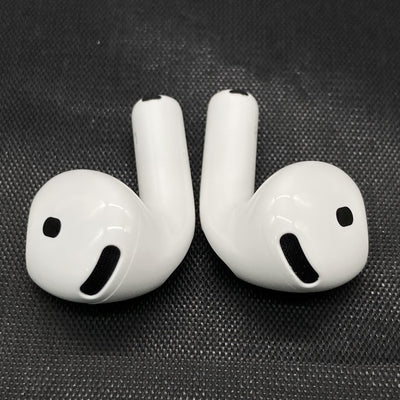 【中古】AirPods 4 MXP93J/A（アクティブノイズキャンセリング搭載）【秋葉原】