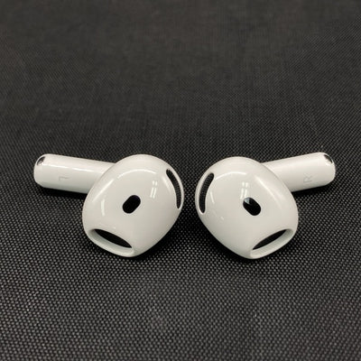 【中古】AirPods 4 MXP93J/A（アクティブノイズキャンセリング搭載）【秋葉原】