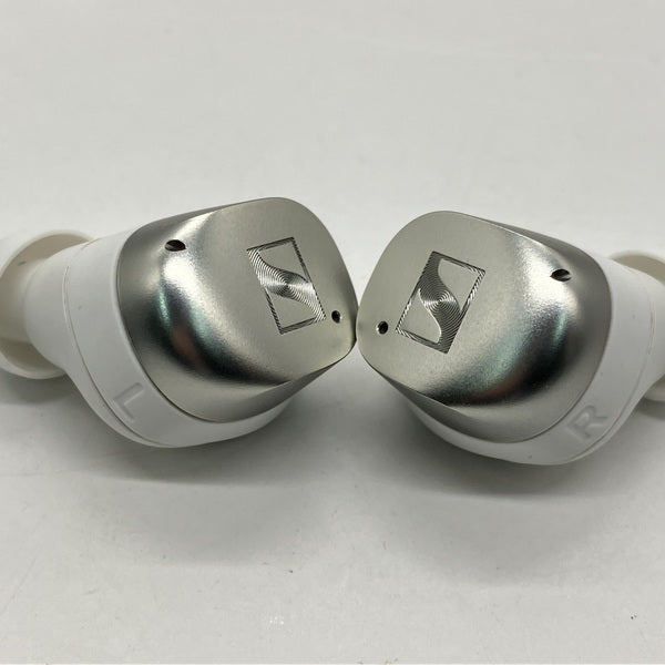 【中古】MOMENTUM True Wireless 4 ホワイトシルバー 【MTW4 White Silver】【秋葉原】