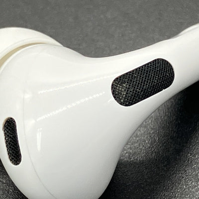 【中古】MagSafe充電ケース(USB-C)付きAirPods Pro(第2世代) MTJV3JA【日本橋】