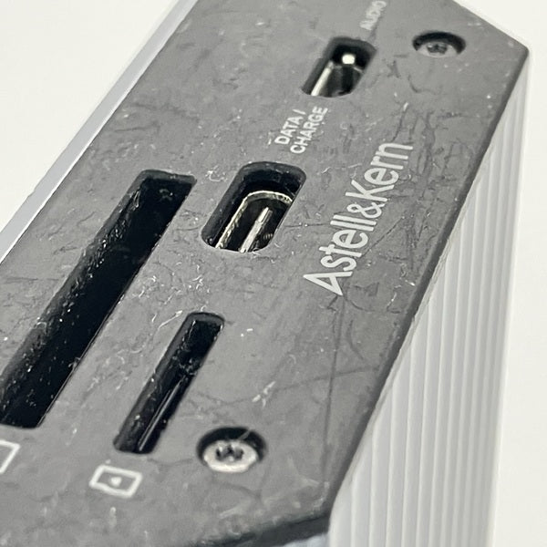 【中古】KANN Astro Silver 【AK-KANN-64GB-SLV】【秋葉原】