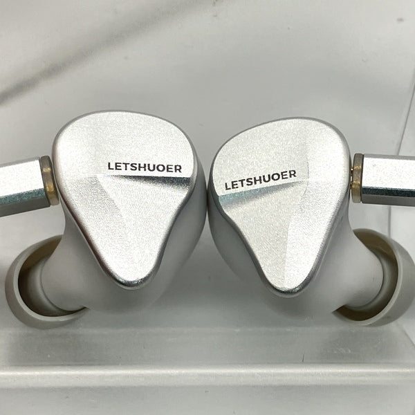 【中古】Cadenza 4【日本橋】