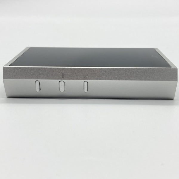 【中古】M1 Plus Silver【秋葉原】