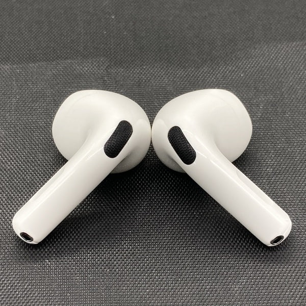 【中古】AirPods 4 MXP93J/A（アクティブノイズキャンセリング搭載）【名古屋】