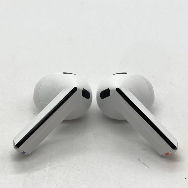 【中古】Galaxy Buds3 ホワイト 【SM-R530NZWAXJP】【日本橋】