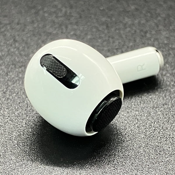 【中古】AirPods Pro （R側）【秋葉原】