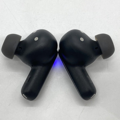 【中古】LIVE BEAM 3 ブラック【JBLLIVEBEAM3BLK】【秋葉原】