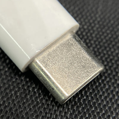 【中古】USB-C - 3.5 mmヘッドフォンジャックアダプタ（ジャンク・返品不可）【秋葉原】
