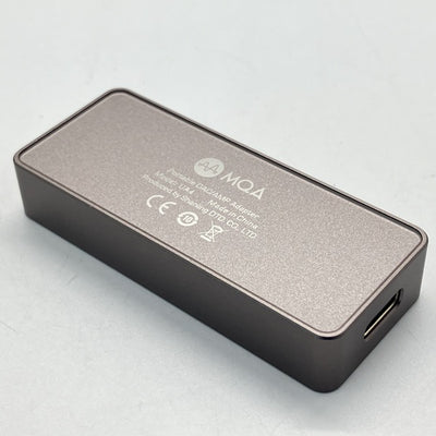 【中古】UA4 チタニウム【秋葉原】