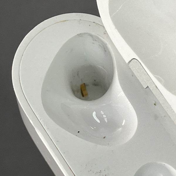 【中古】AirPods 充電ケース (第3世代)【秋葉原】