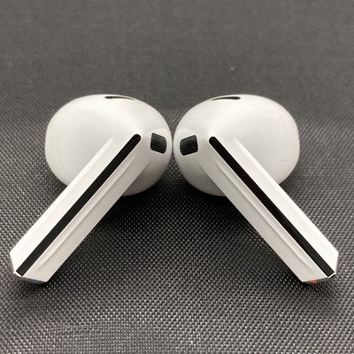 【中古】Galaxy Buds3 ホワイト 【SM-R530NZWAXJP】【名古屋】