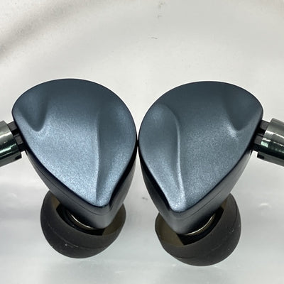 【中古】Autumn ベンゾブルー (4.4mmプラグ)【秋葉原】