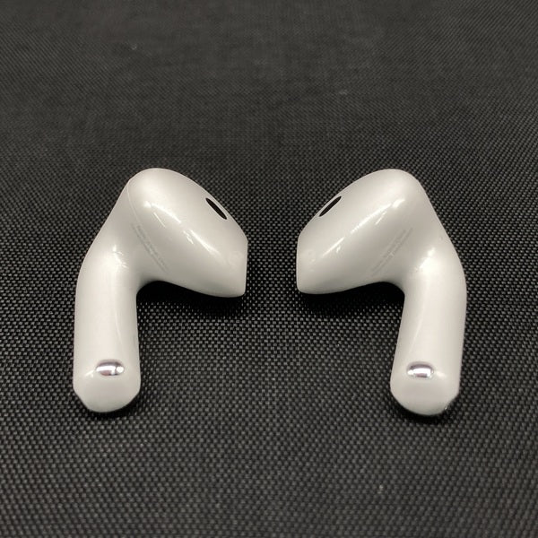 【中古】AirPods 4 MXP93J/A（アクティブノイズキャンセリング搭載）【日本橋】