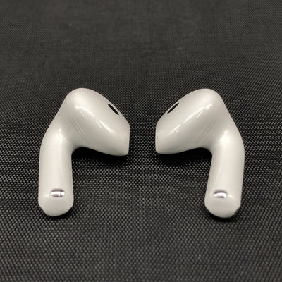 【中古】AirPods 4 MXP93J/A（アクティブノイズキャンセリング搭載）【日本橋】
