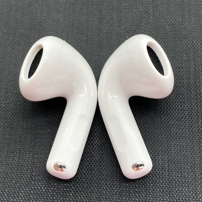 【中古】AirPods 4 MXP93J/A（アクティブノイズキャンセリング搭載）【日本橋】