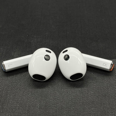 【中古】Galaxy Buds3 ホワイト 【SM-R530NZWAXJP】【秋葉原】