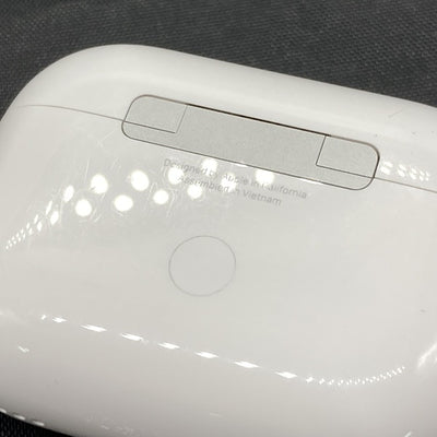 【中古】MagSafe充電ケース(USB-C)付きAirPods Pro(第2世代) MTJV3JA【名古屋】