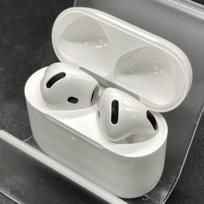 【中古】AirPods 4 MXP93J/A（アクティブノイズキャンセリング搭載）【日本橋】