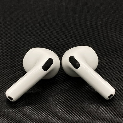 【中古】AirPods 4 MXP93J/A（アクティブノイズキャンセリング搭載）【日本橋】