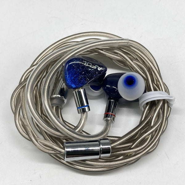 【中古】Explorer【日本橋】