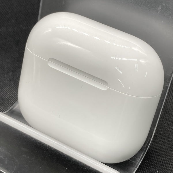 【中古】AirPods 4 MXP93J/A（アクティブノイズキャンセリング搭載）【日本橋】
