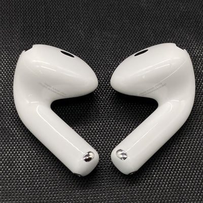 【中古】AirPods 4 MXP93J/A（アクティブノイズキャンセリング搭載）【秋葉原】