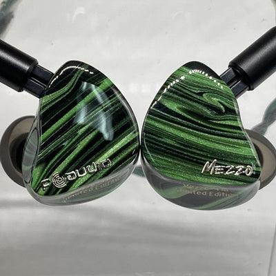 【中古】Mezzo 【FA-2514】【日本橋】