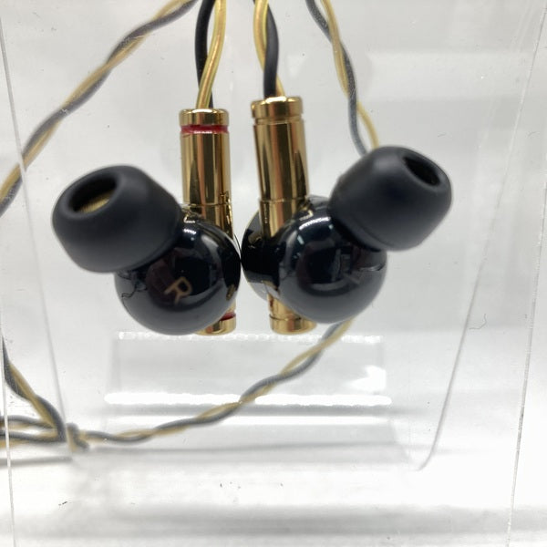 ONKYO 【中古】E900MB【秋葉原】【秋葉原】 – e☆イヤホン