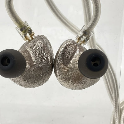 【中古】Solis 2【日本橋】
