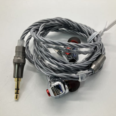 【中古】TITAN S2【秋葉原】