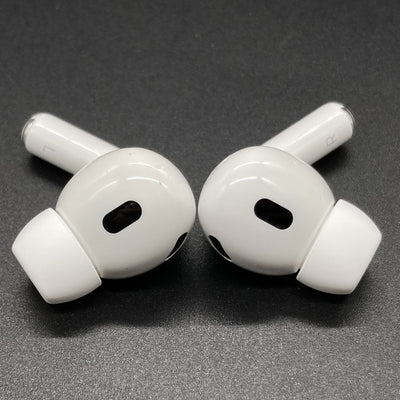 【中古】MagSafe充電ケース(USB-C)付きAirPods Pro(第2世代) MTJV3JA【日本橋】