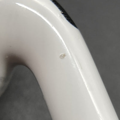 【中古】MagSafe充電ケース(USB-C)付きAirPods Pro(第2世代) MTJV3JA【日本橋】