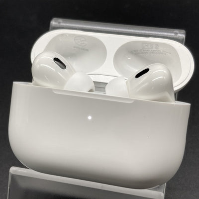 【中古】MagSafe充電ケース(USB-C)付きAirPods Pro(第2世代) MTJV3JA【日本橋】